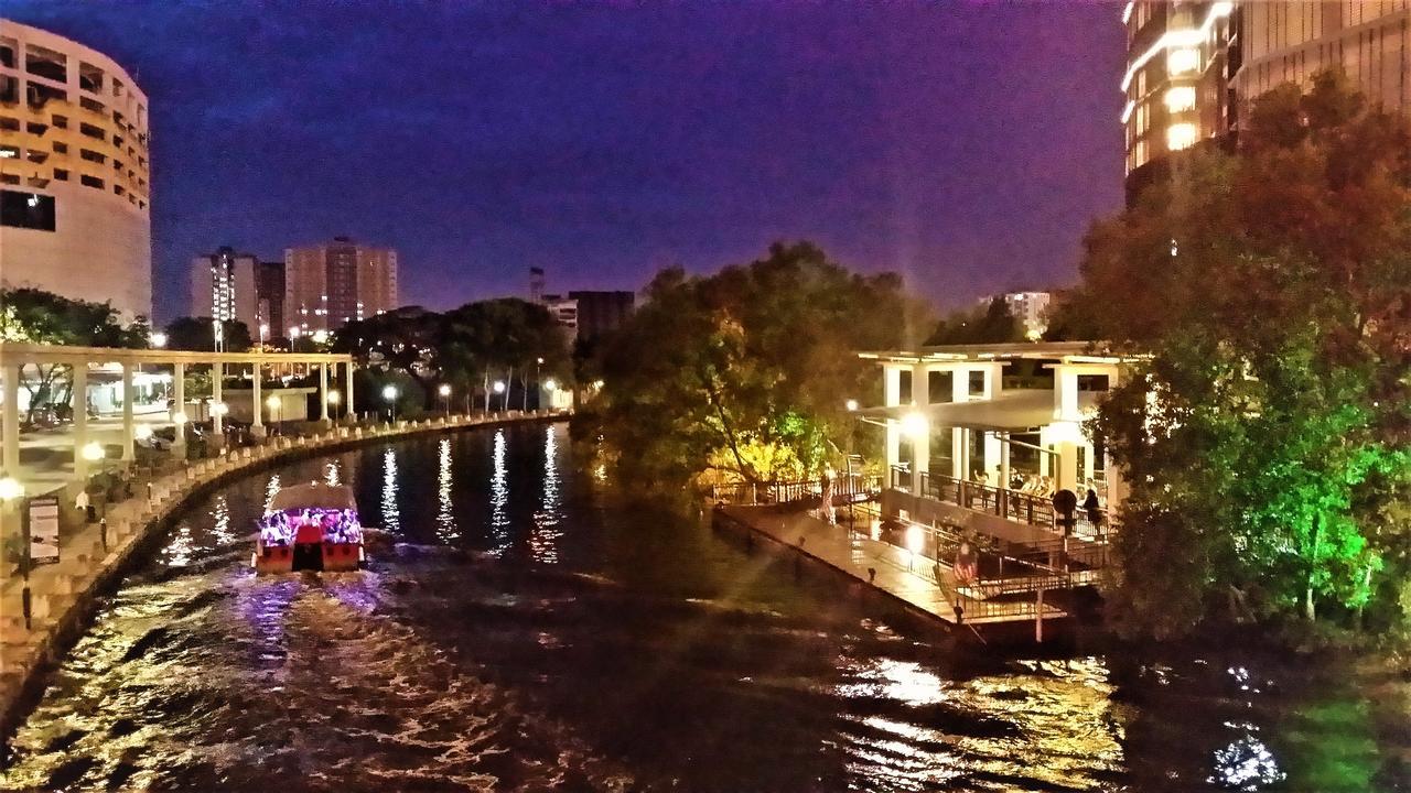 Riverside Melaka @ Shore Residences Экстерьер фото